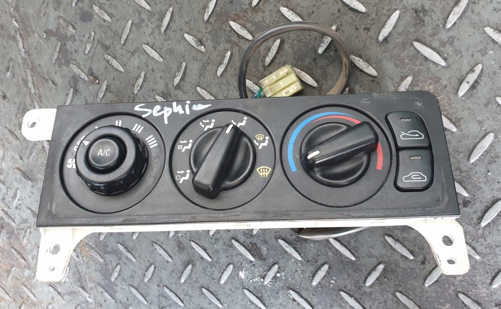 фото №1, Панель обдув i ac kia sephia i