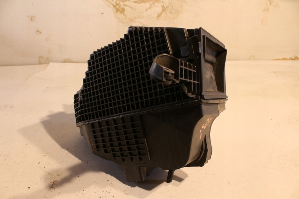 фото №9, Корпус фильтра воздуха 8201173592 captur tce