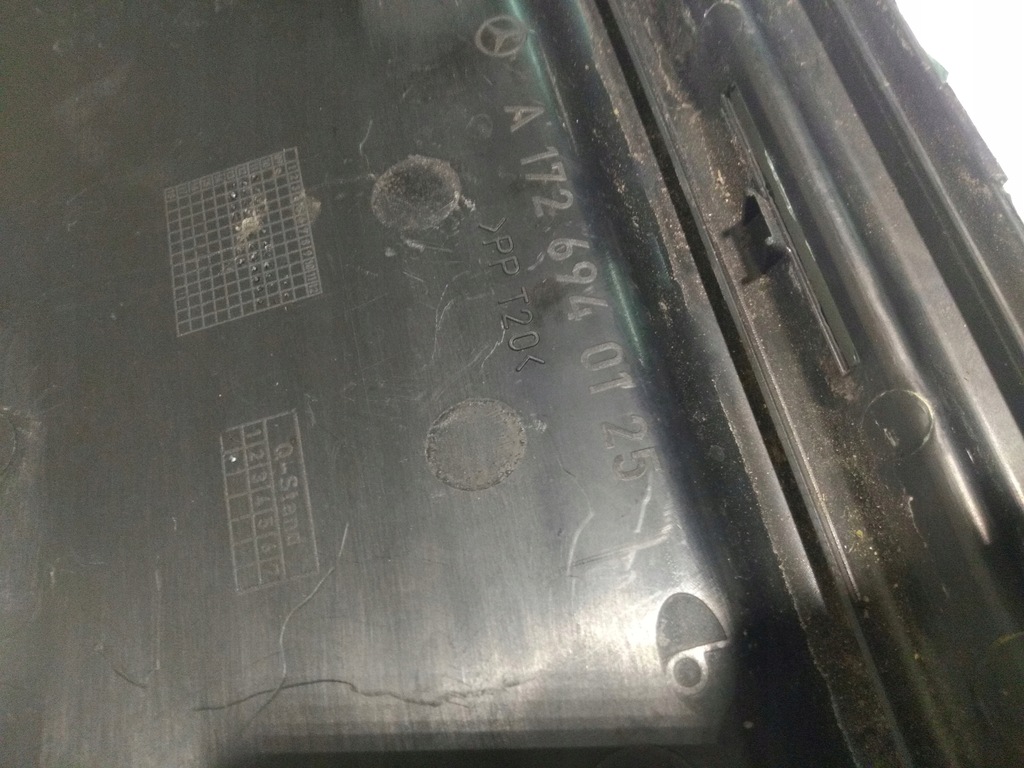 фото №2, Крышка защита защёлка багажника mercedes slk r172