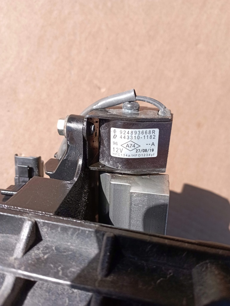 фото №5, Renault zoe конденсатор осушитель кондиционера 921405885r 924893668r 921408942