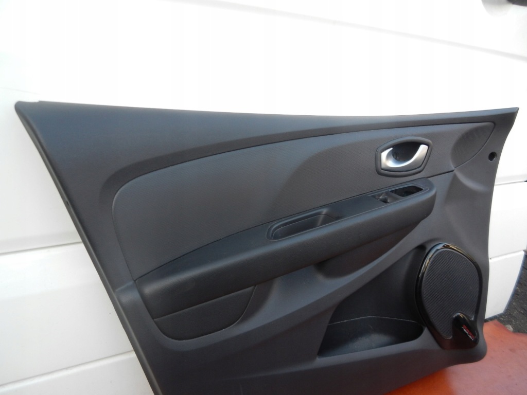 Купити Оббивка дверей ліва перед clio iv 18r європа