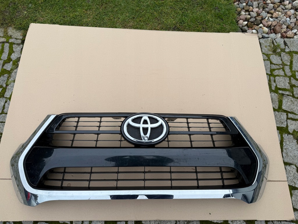 фото №1, Решётка радиатора решётка радиатора eu toyota hilux viii 8 lift 2020 - 2025 .
