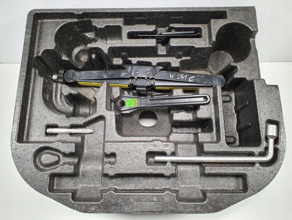 фото №1, Домкрат ключ вкладиш mercedes r-kl w251 a1645800118