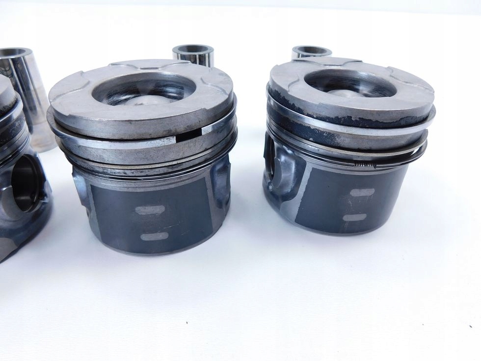фото №8, 4x поршень 1.6 d hdi tdci ford peugeot citroen volvo fiat поршни v50 s40 focus