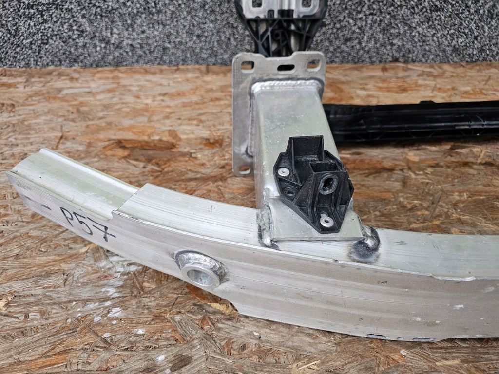 фото №11, Audi a6 c8 4k0805594 pas передній підсилювач+ балка 2.0