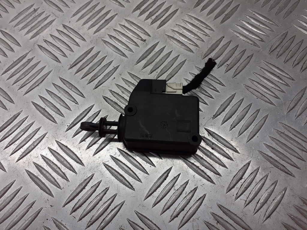 фото №3, Привод замка центрального volvo v40