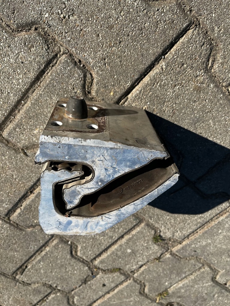 фото №1, Подушка двигуна scania r/s 2506780