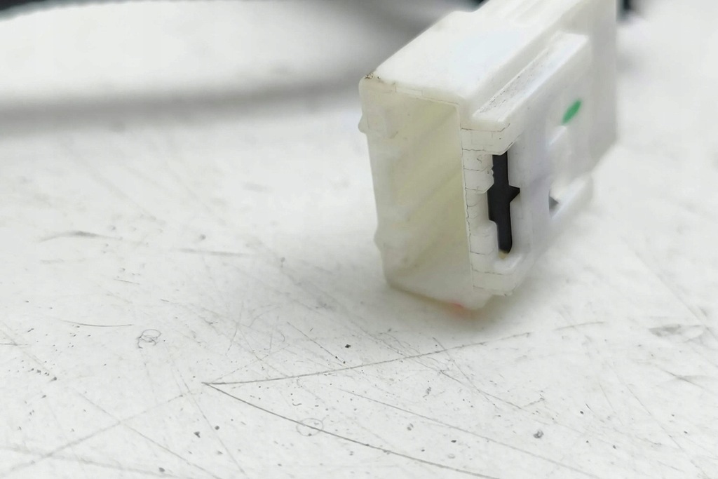 фото №8, Жгут кабели toyota corolla sedan _e15_ 8219102370c 1.8l 2021