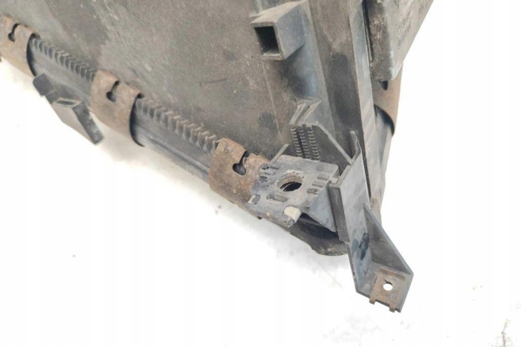 фото №9, Лампа левая передняя audi a8 d2 4d2, 4d8 1307329066 3.3l дизель 2002