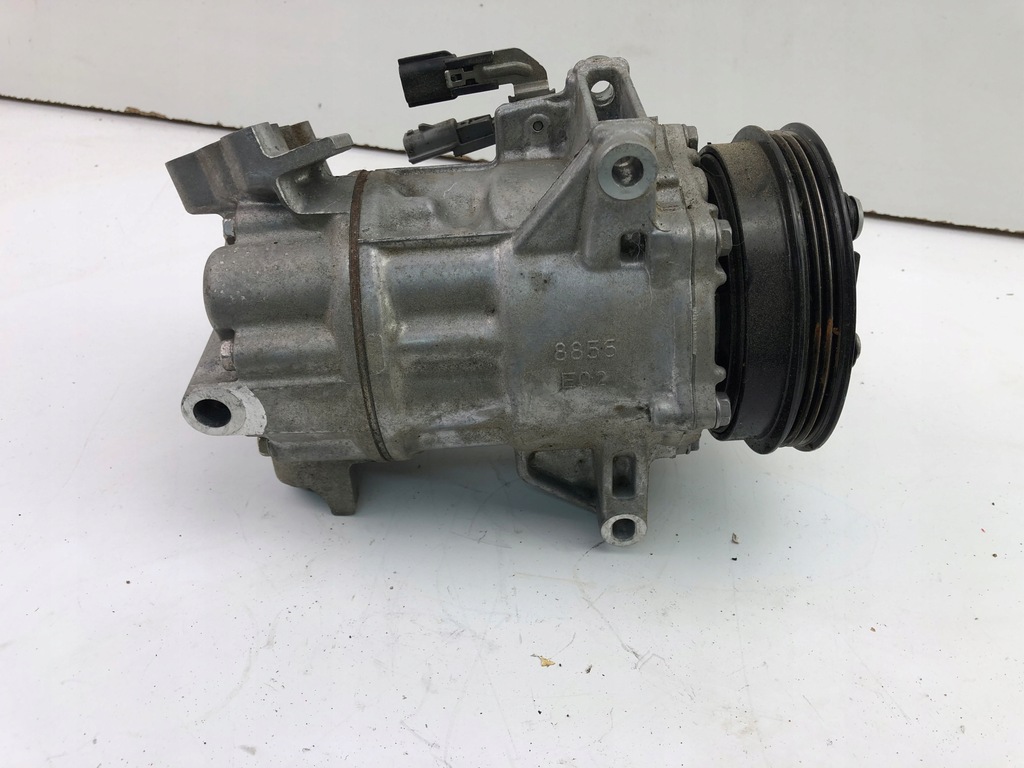 фото №1, Renault компрессор компрессор кондиционера 92600716