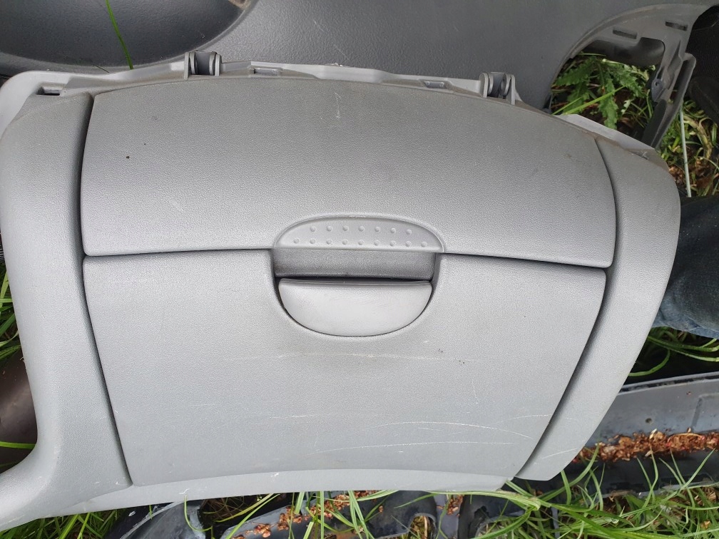 фото №14, Бардачок верхний правый pasażeratoyota yaris i 1.0 vv