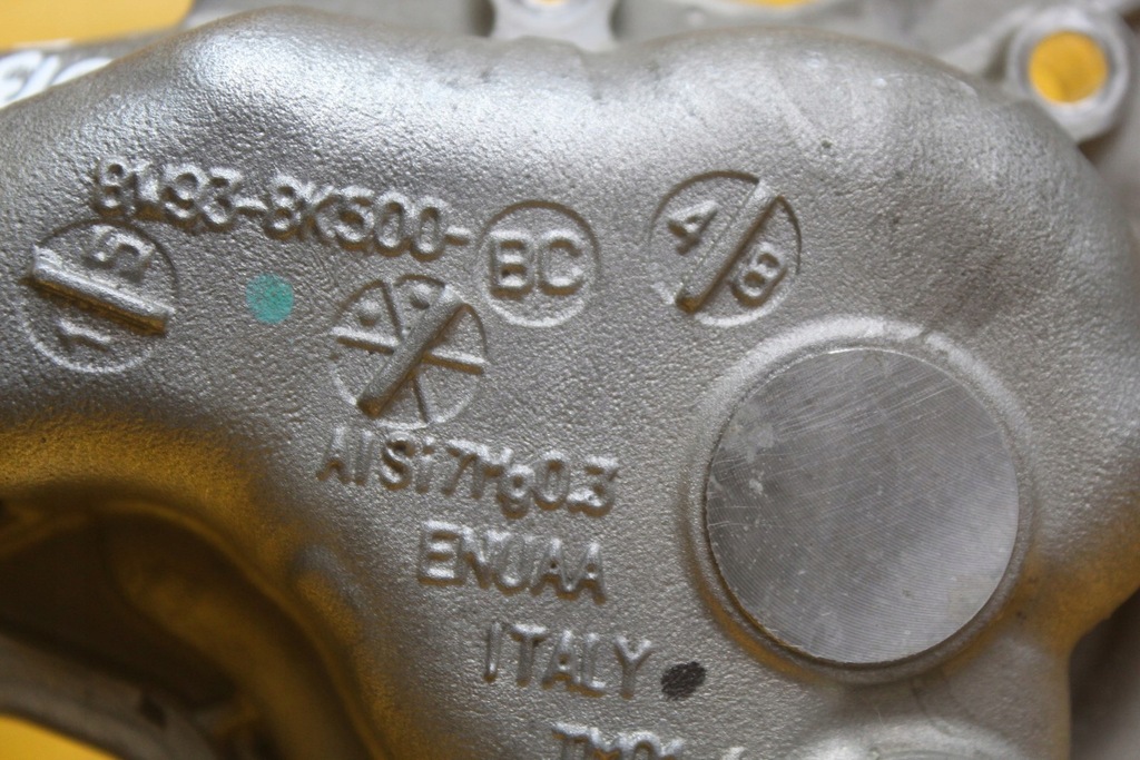 фото №8, Подставка насоса wody jaguar xj x351 508ps 5.0b v8 8w93 8k500bc