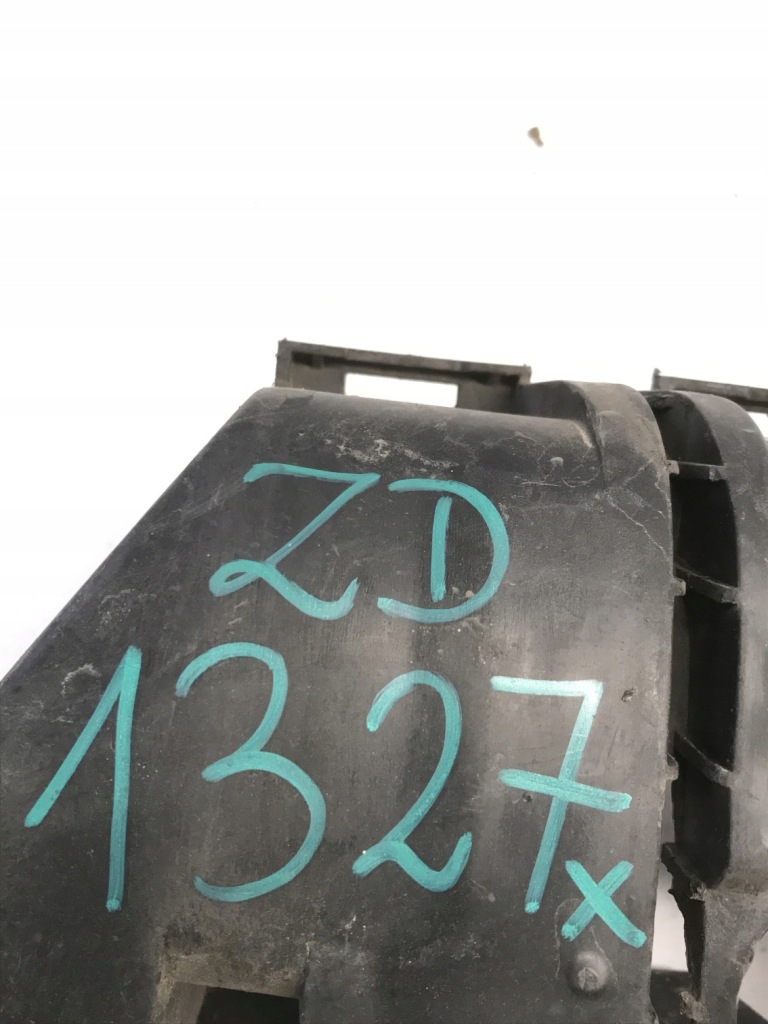 фото №10, Mercedes vito w639 направляющая бампера задняя a6398800271