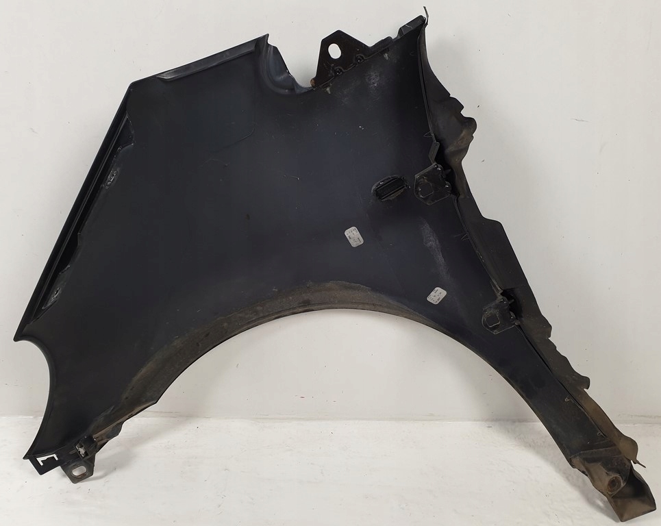 Крыло  правый  перед 696 mercedes w168 в Украине