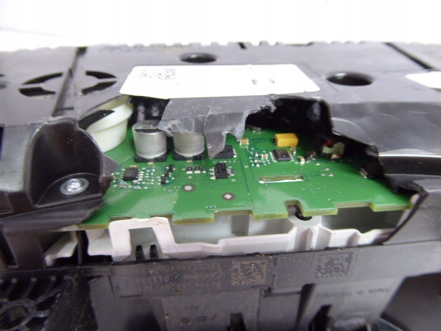 фото №10, Seat leon iii 12- счетчик приборы 2.0