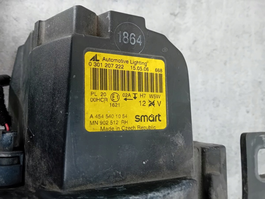 фото №7, Лампа перед права smart forfour i a4545401054 0301207222