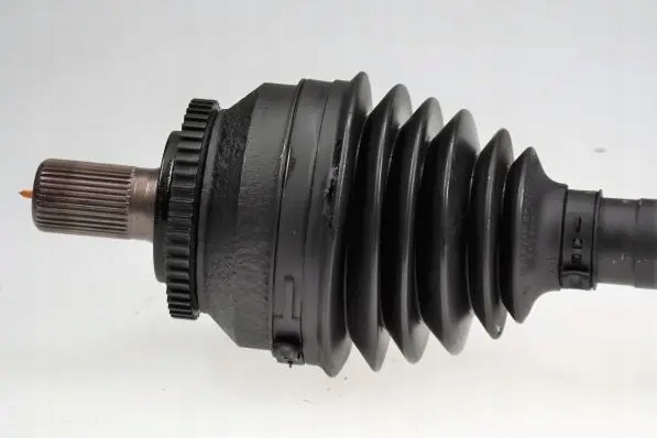 фото №1, Привідний вал лівий перед 25441 spidan volvo