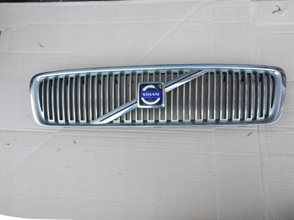 фото №1, Volvo v70 ii решітка радіатора решітка радіатора 9190385