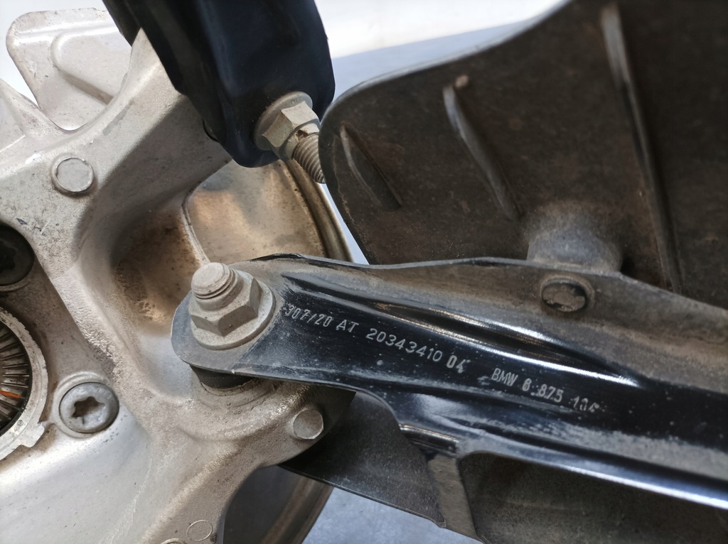 фото №10, Bmw 5 g30 поворотный кулак рычаг задняя левая 6866337