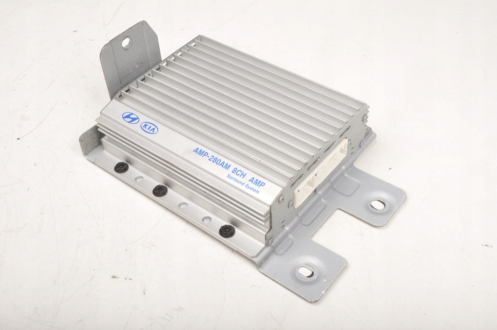 фото №1, Kia soul i усилитель радио 963702k000