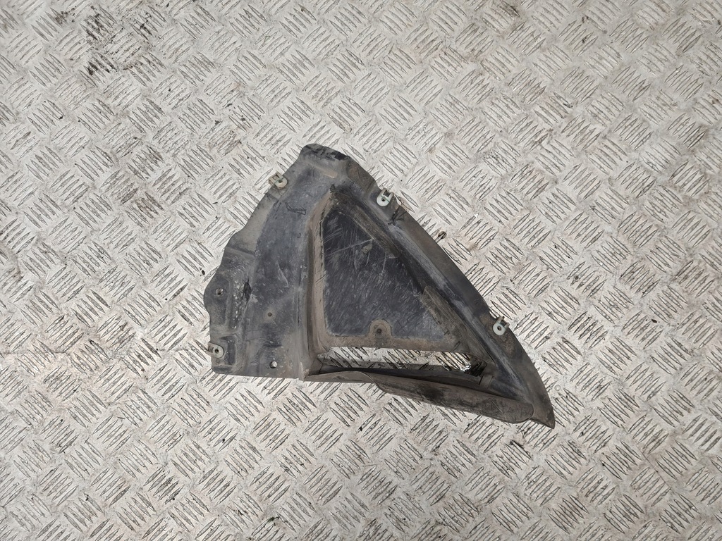фото №1, Bmw x5 f15 треугольник подкрылок левая 7304045