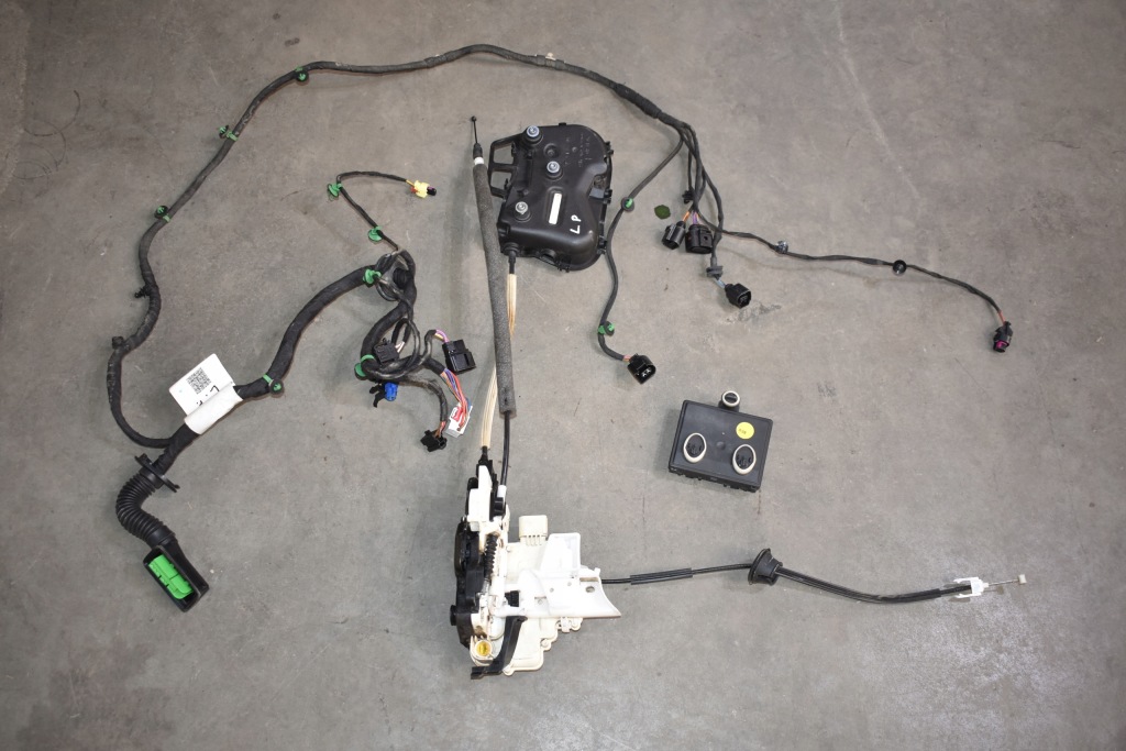 фото №1, Замок доводчик электропроводка дверь левый перед porsche panamera 971 1