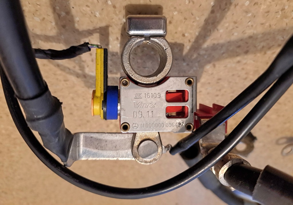 фото №6, Mercedes w246 b180 cdi клемма плюсовая пиротехническая n000000006427