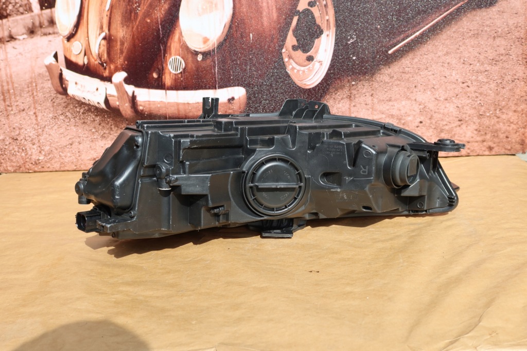 Audi a4 8w0941012 full led правый  фара Доставка