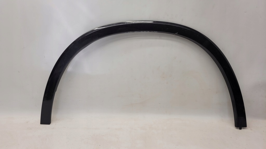 фото №1, Mercedes glc amg молдинг крила права перед