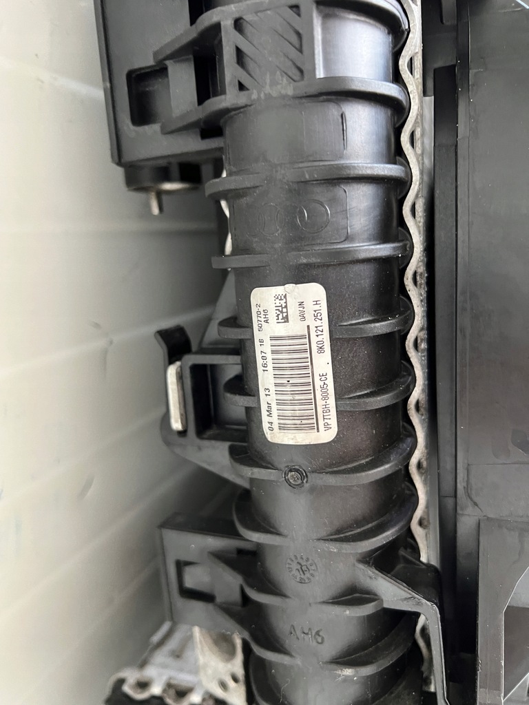 фото №8, Комплект радиатор радиатор audi s4 b8