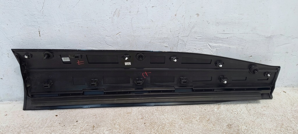 фото №12, Молдинг двері лівий перед jaguar i-pace