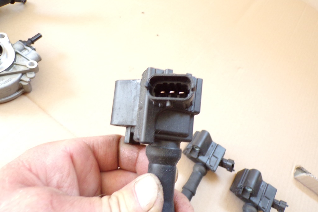 фото №4, Котушка запалювання citroen peugeot 3008 ii 1.2 thp