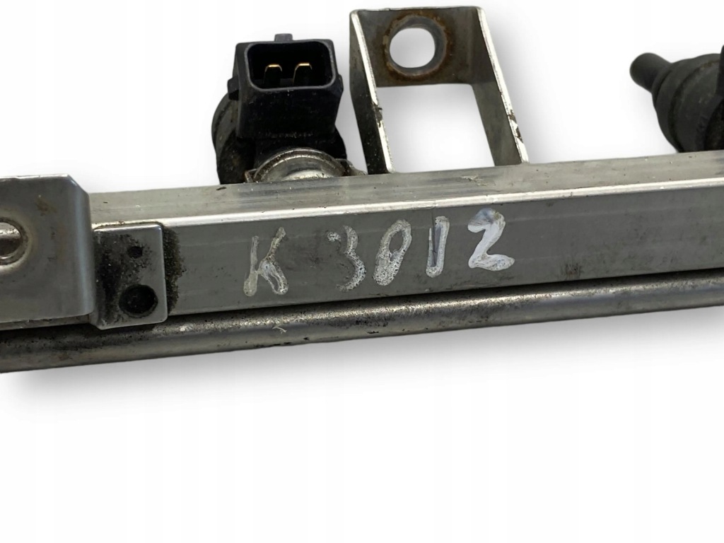 Bmw 5 e60 e61 2200cm3 бензин шланг топливный 143894002 Доставка