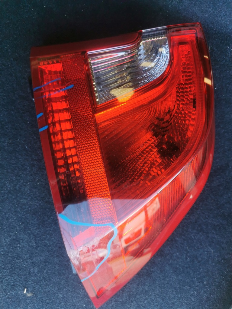 фото №1, Лампа задняя задняя правая 30796268 volvo s60 ii 2012