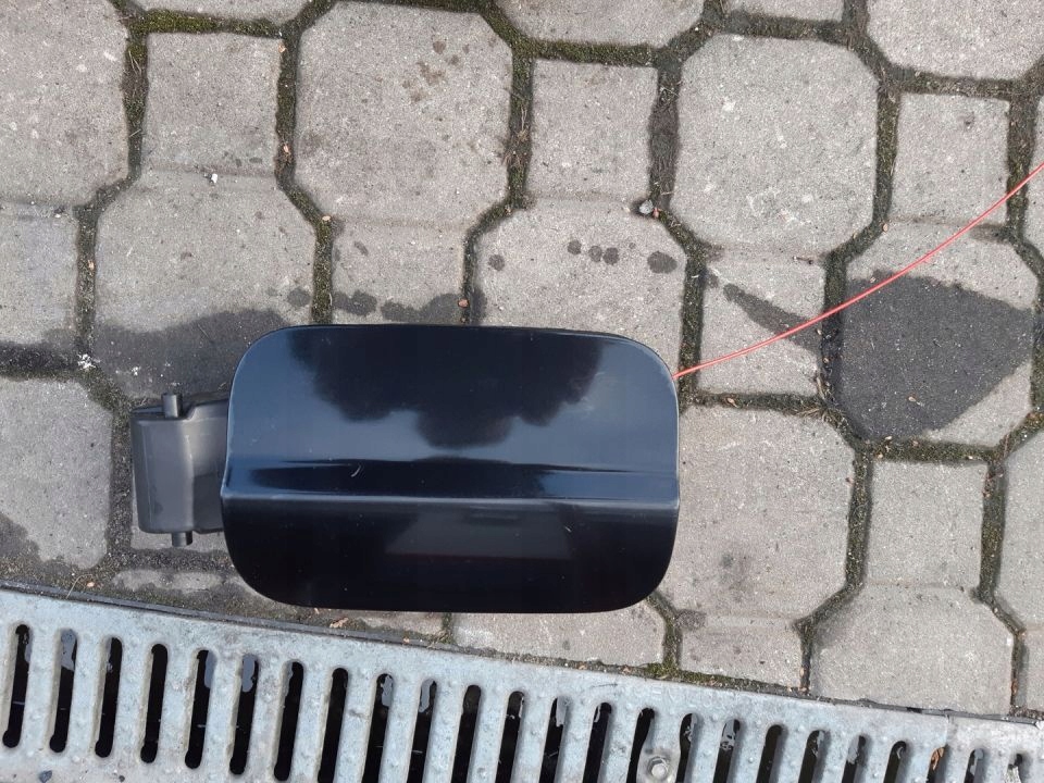 фото №2, Audi a6 c7 кришка заливної пального ly7g