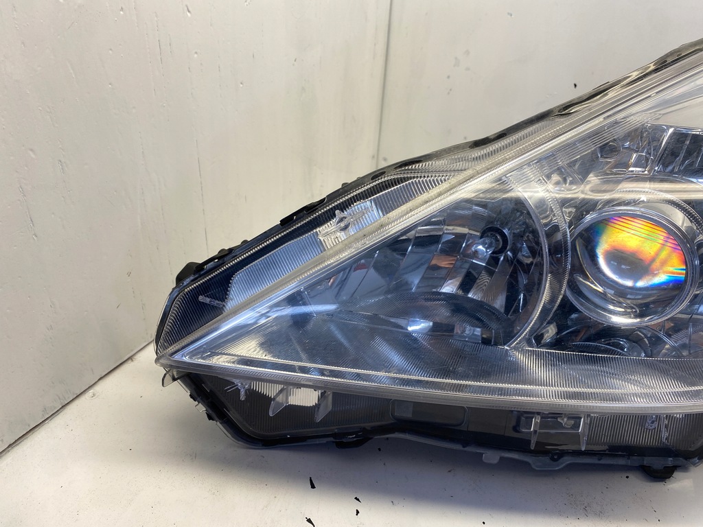 фото №3, Toyota prius plus + лампа левый перед full led