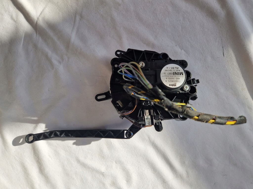 фото №1, Mini r56 моторчик отопителя 9286871