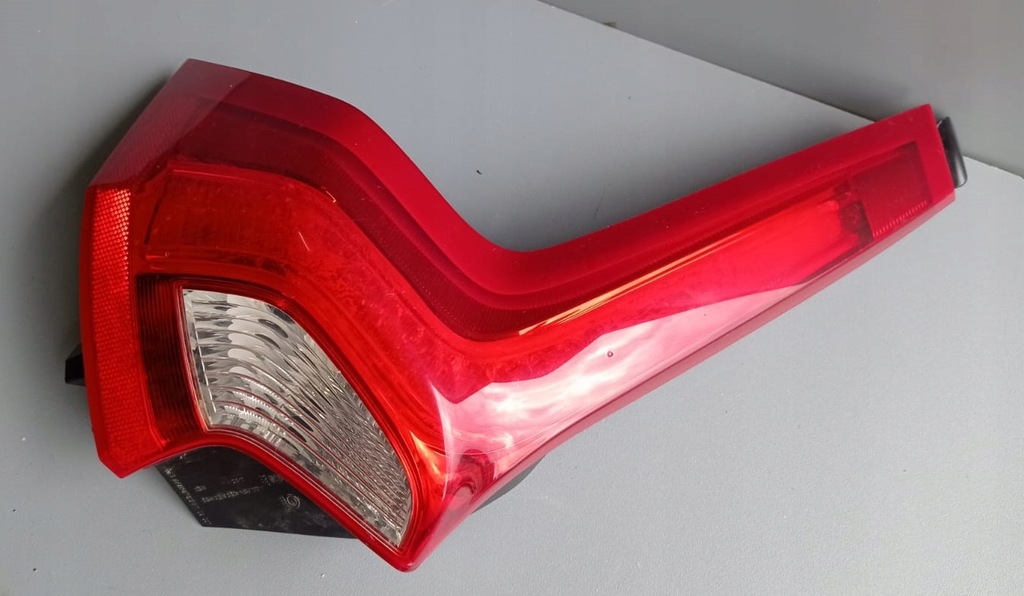 фото №1, Volvo v60 лампа лівий задня 31395928 eu