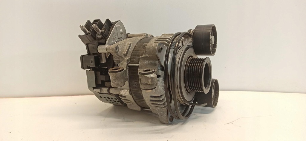 фото №1, Volvo xc40 генератор 32383087