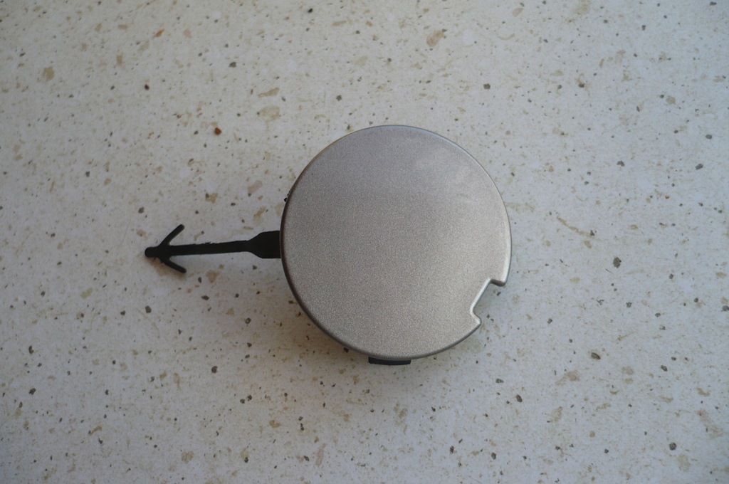 фото №1, Dacia sandero ii заглушка фаркоп бампер задня 12-16