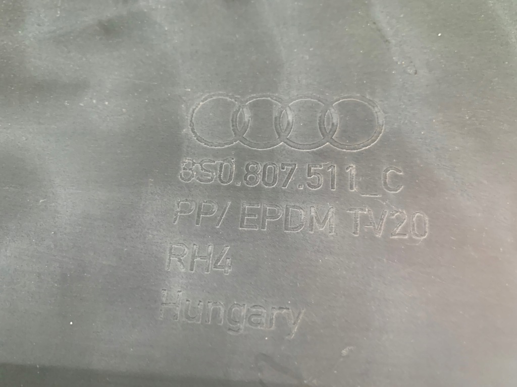 Audi tt s line 8s0 14- бампер задня pod pdc Доставка