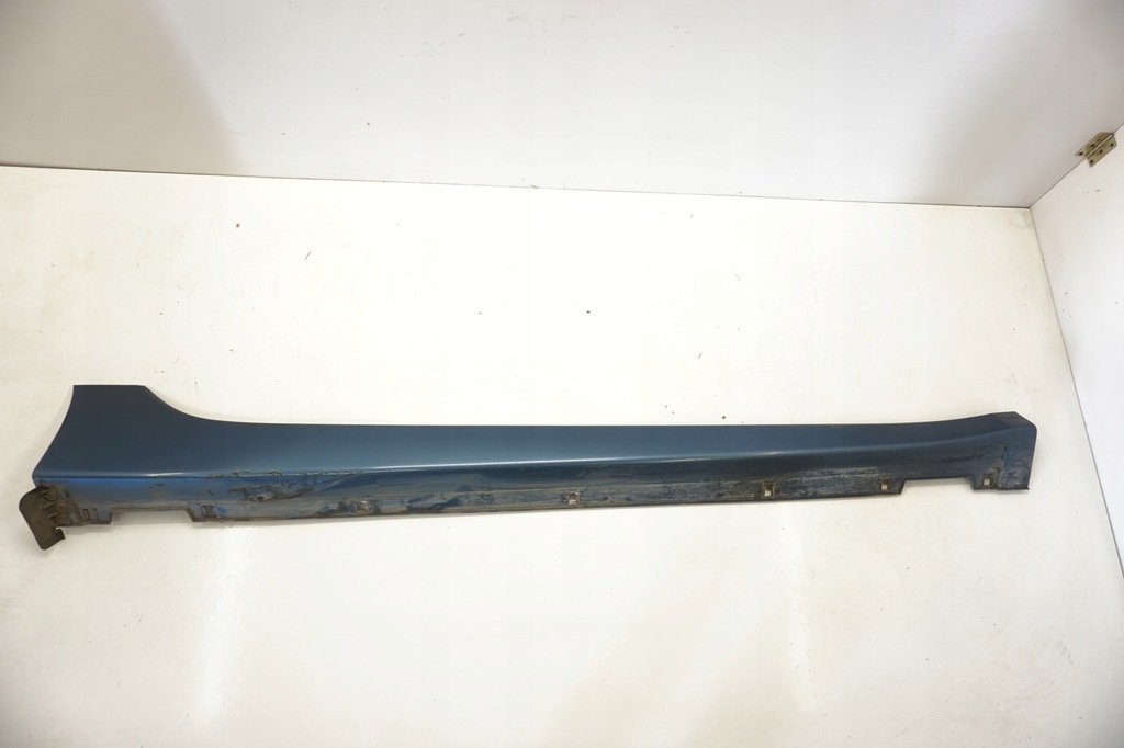 фото №1, Hyundai i40 молдинг порог правая yu6