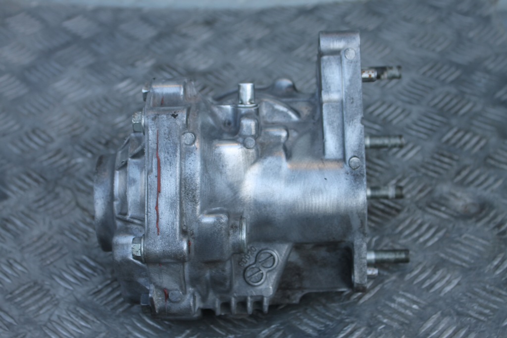 фото №7, Редуктор коробки toyota rav4 iv 2.2 d4d механічна коробка передач 12-18