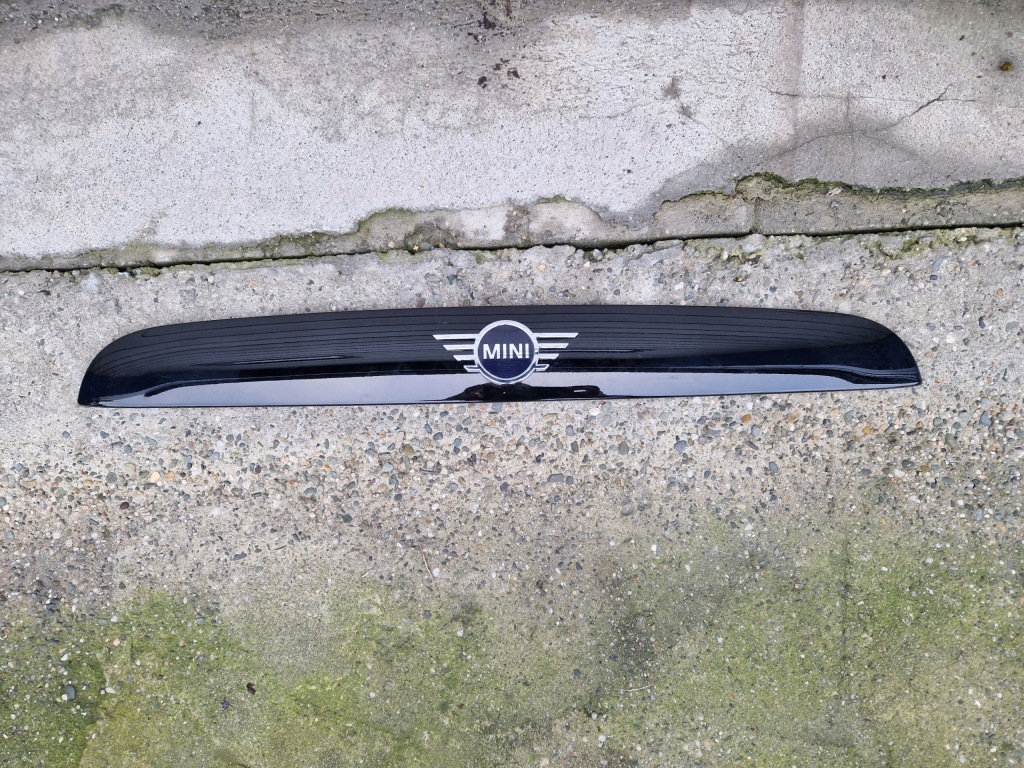 фото №1, Mini cooper s f57 - накладка кришки задній