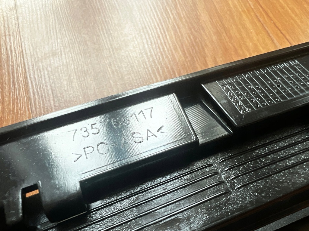 фото №11, Jeep avenger 2022-25 решітка середня передня бампер nowa оригінал