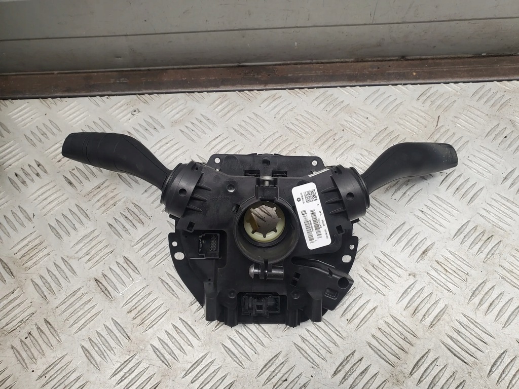 фото №8, Chrysler pacifica p68360888ab панелі керування, перемикачі