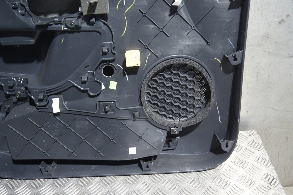 фото №10, Обшивка двері правий перед dacia sandero 809086151r