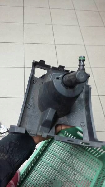 фото №3, Омыватель заглушка направляющая skoda octavia ii lift