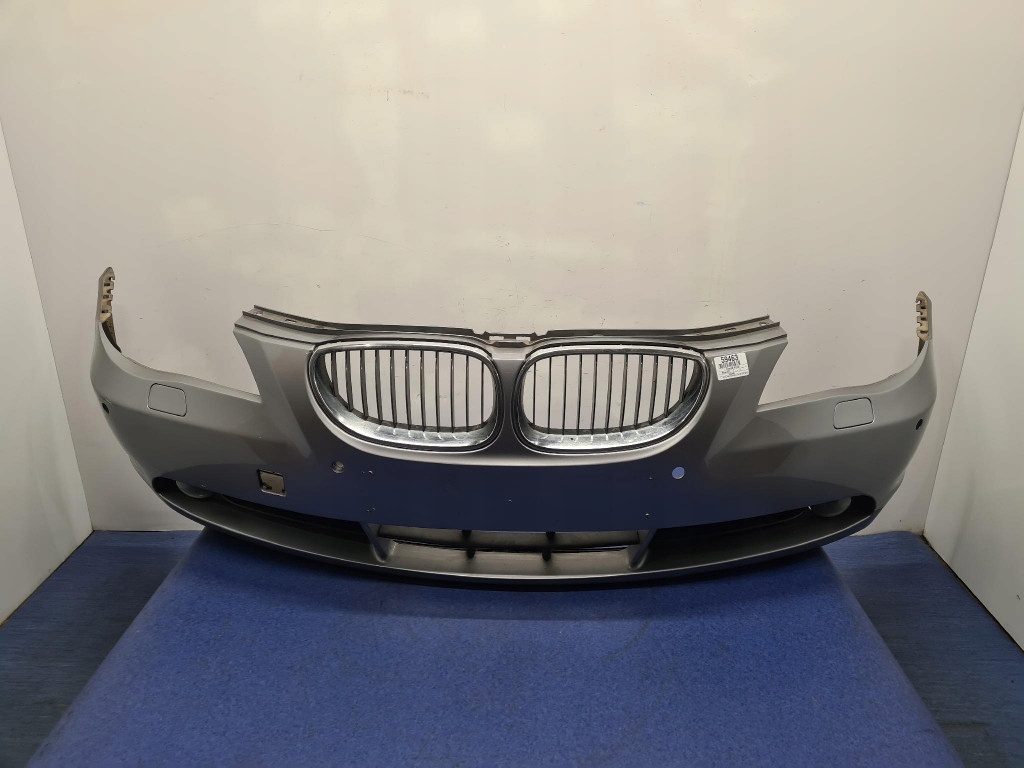 Купити Bmw e61 бампер передні  a08
