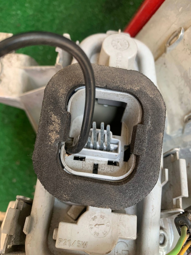 фото №8, Лампа задняя задняя левая w крыло citroen c4 i grand picasso 9653547580 wwa